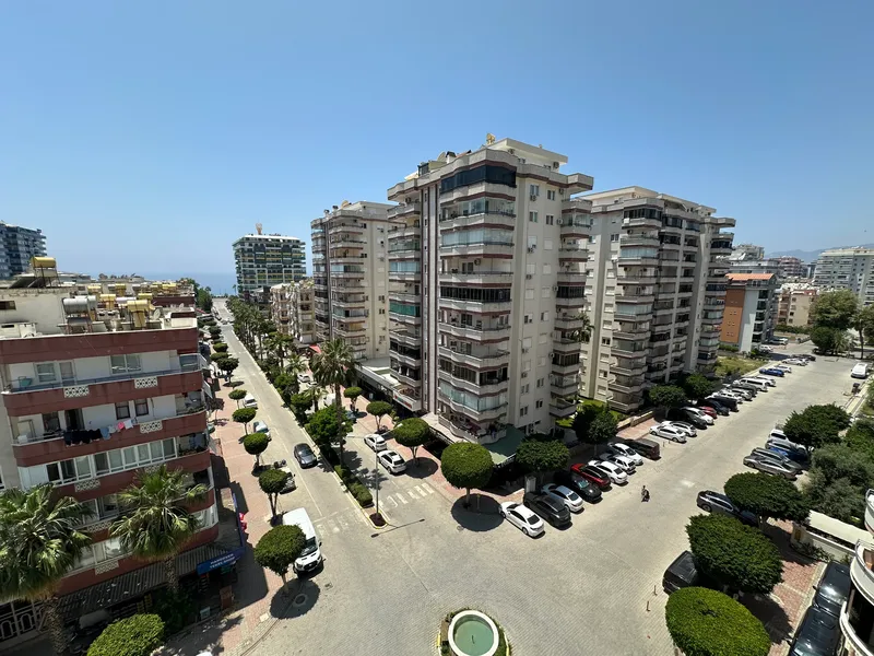2+1 Furnished Apartment Near the Sea in Mahmutlar, 3 Balconies