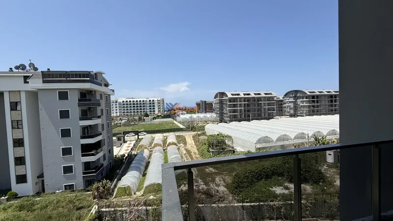 Luxury 1-Bedroom Apartment with Sea View in Kargıcak